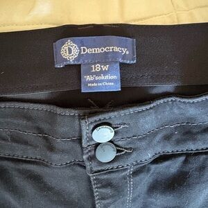 Democracy Ab-solution black straight leg jeans Plus size 18W